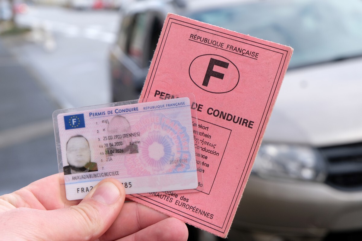 Le passé en évidence : La Suisse impose des contrôles stricts sur les permis de séjour