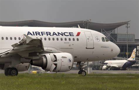 11 décès tragiques : L’effondrement d’un avion près de Nancy laisse un bilan lourd